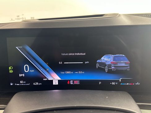 Used 2023 BMW X7 xDrive40i AWD/4WD image 39