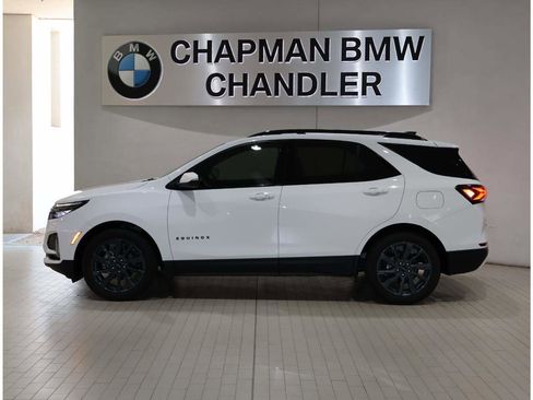 Used 2023 Chevrolet Equinox RS FWD image 3