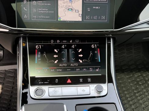 New 2026 Audi Q7 3.0T Premium Plus AWD/4WD image 18
