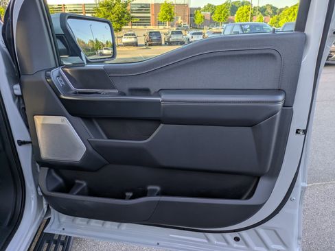 Used 2023 Ford F150 Raptor image 46