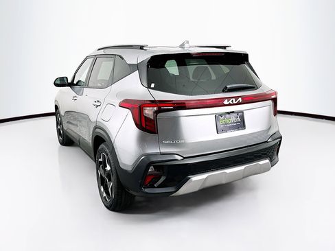 Used 2025 Kia Seltos S image 5