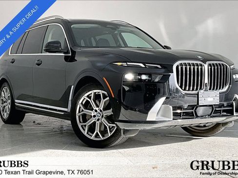 Used 2025 BMW X7 xDrive40i image 1