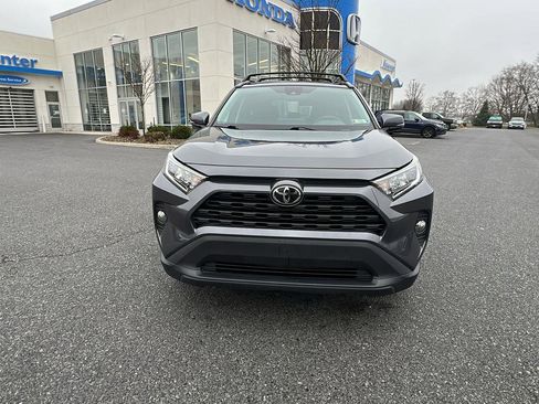 Used 2021 Toyota RAV4 XLE image 9