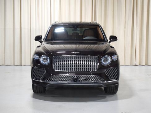 New 2025 Bentley Bentayga image 11