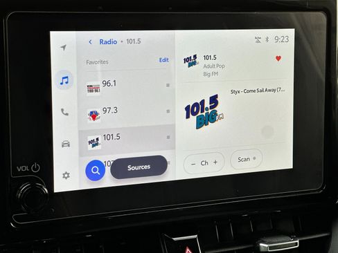 Used 2025 Toyota Corolla XSE image 18