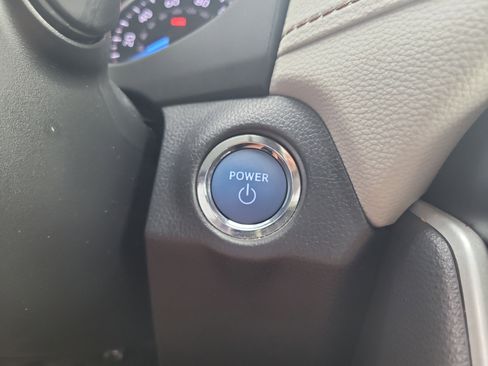 Used 2022 Toyota RAV4 XLE image 31