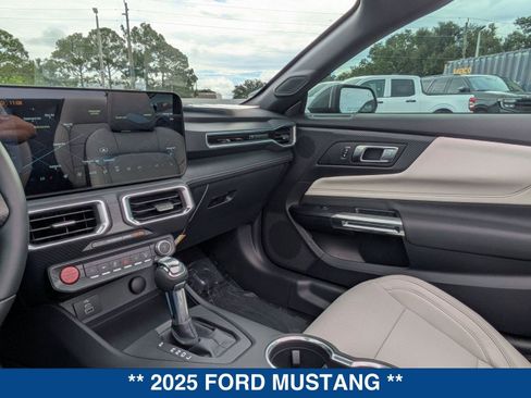 New 2025 Ford Mustang Premium image 31