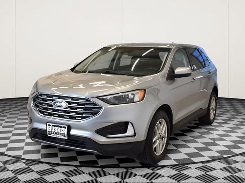 Used 2022 Ford Edge SEL image 9