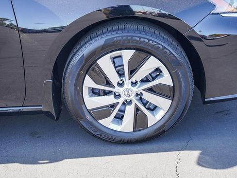 New 2025 Nissan Altima 2.5 S image 10