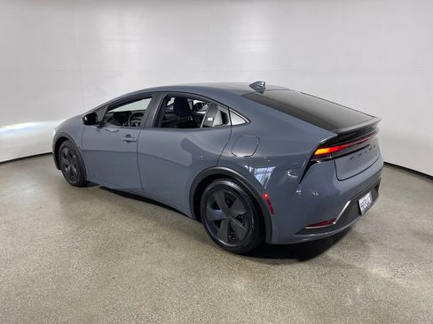Certified 2024 Toyota Prius LE AWD/4WD image 5