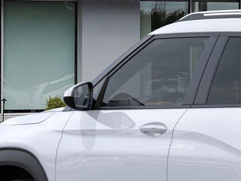 New 2026 Chevrolet TrailBlazer LT AWD/4WD image 12