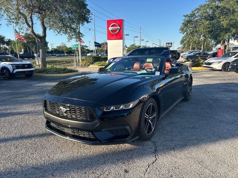 Used 2024 Ford Mustang Premium RWD image 4