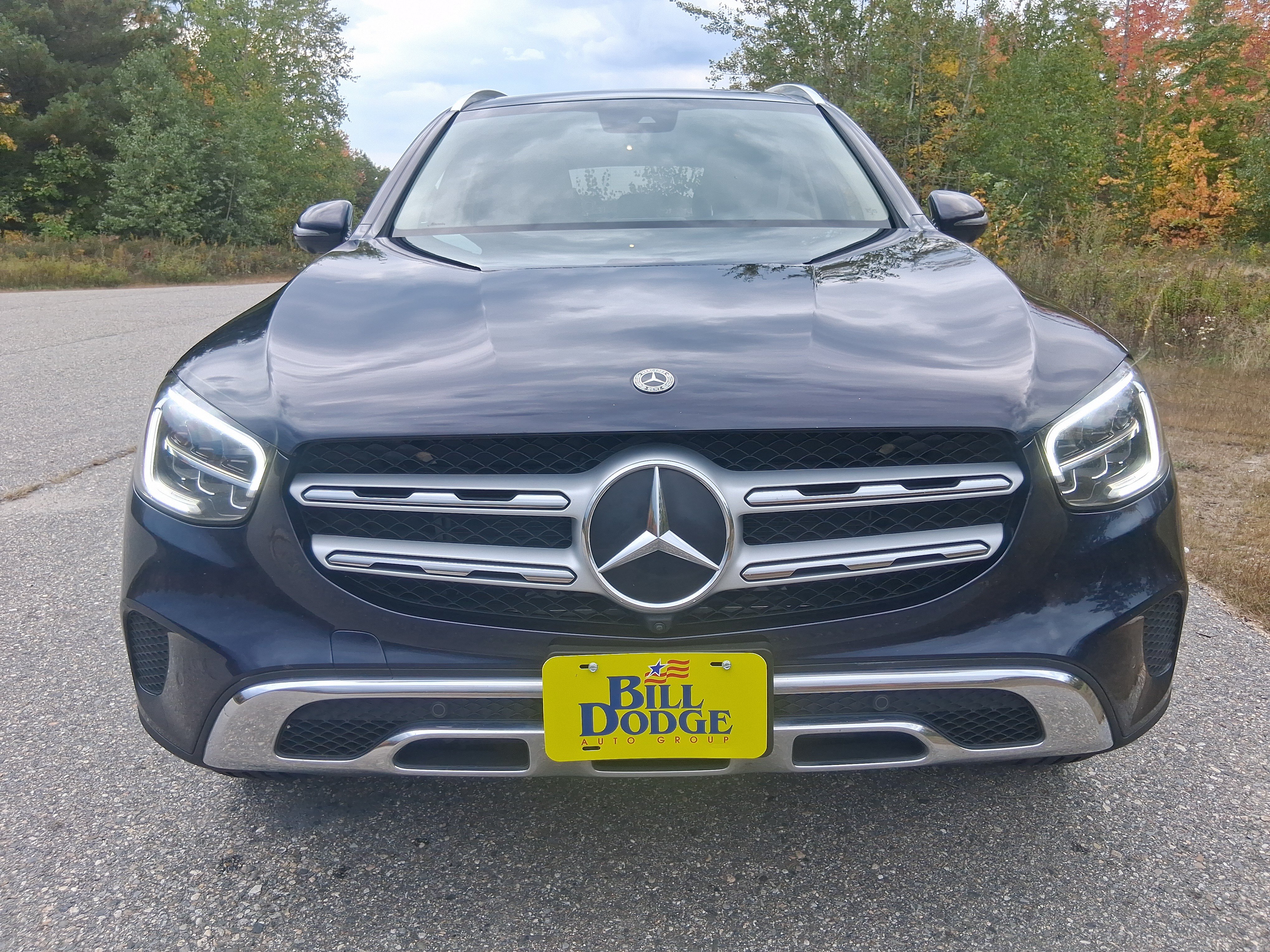 Used 2022 Mercedes-Benz GLC 300 4MATIC image 2