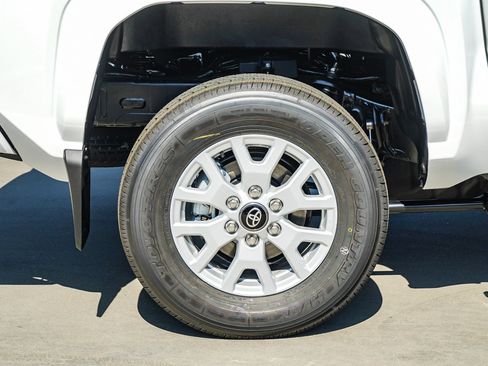 New 2026 Toyota Tacoma SR5 RWD image 12