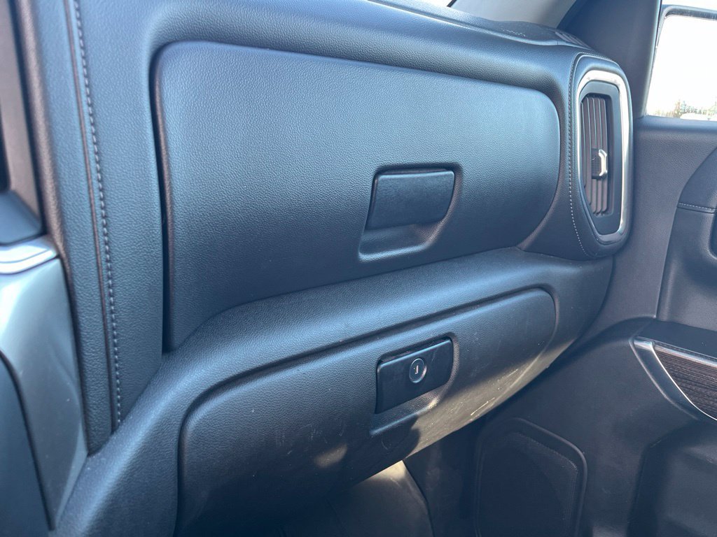 Used 2019 Chevrolet Silverado 1500 RST w/ All-Star Edition AWD/4WD image 24