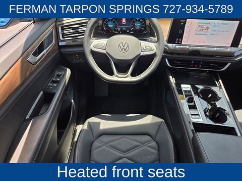 Used 2025 Volkswagen Atlas SE AWD/4WD image 16