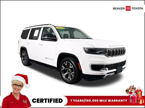 Used 2023 Jeep Wagoneer Series III w/ Preferred Equipment Group image 1
