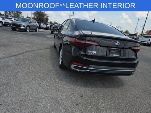 Used 2022 Volkswagen Jetta SEL FWD image 18