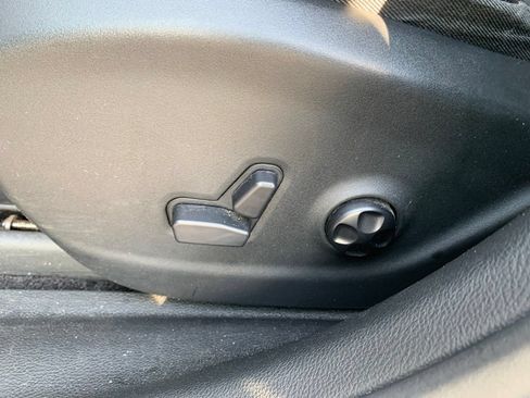 Used 2018 Jeep Cherokee Trailhawk AWD/4WD image 21