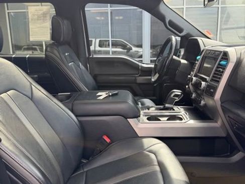 Used 2019 Ford F150 Platinum w/ Equipment Group 701A Luxury AWD/4WD image 15