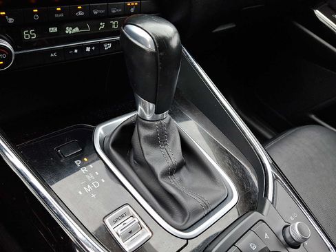 Used 2022 MAZDA CX-9 Touring AWD/4WD image 16