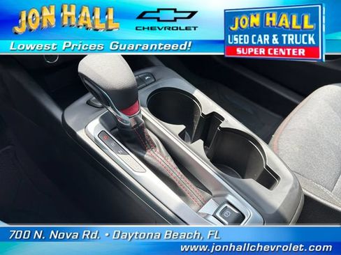Used 2026 Chevrolet Trax RS FWD image 29