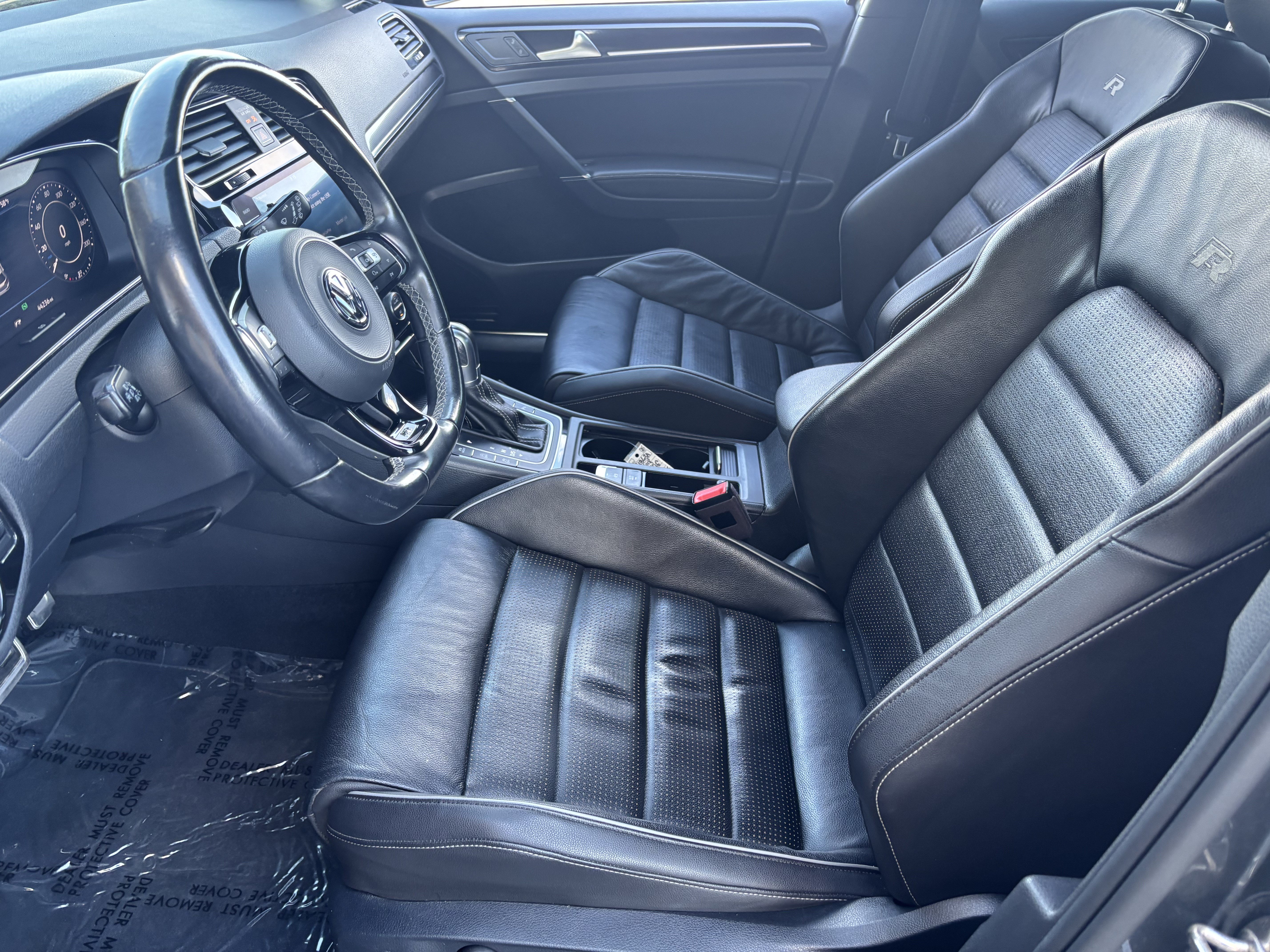 Used 2018 Volkswagen Golf R 4-Door AWD/4WD image 13