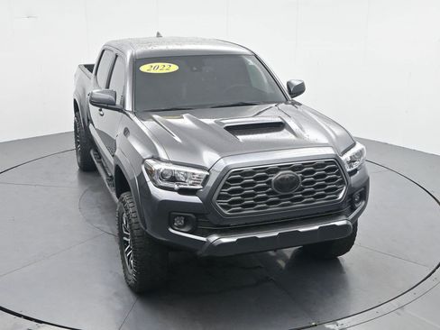 Used 2022 Toyota Tacoma TRD Sport w/ Technology Package AWD/4WD image 20