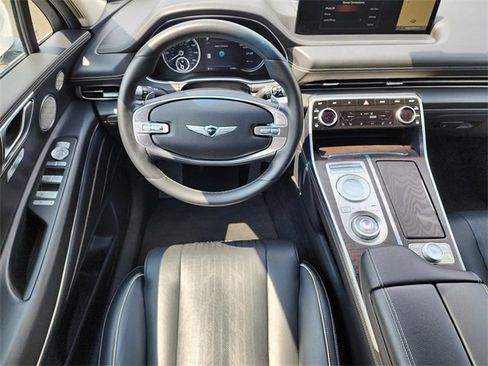 Used 2022 Genesis GV80 3.5T Advanced + image 13