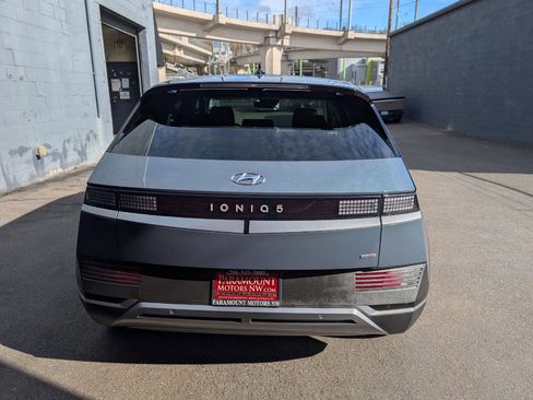 Used 2024 Hyundai Ioniq 5 SEL image 4
