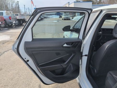 Used 2023 Volkswagen Jetta GLI Autobahn image 24