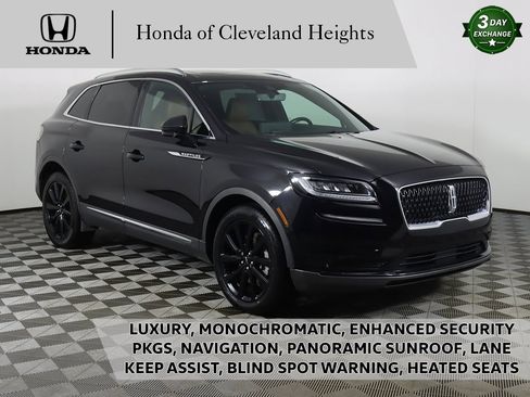 Used 2022 Lincoln Nautilus Reserve w/ Monochromatic Package image 1