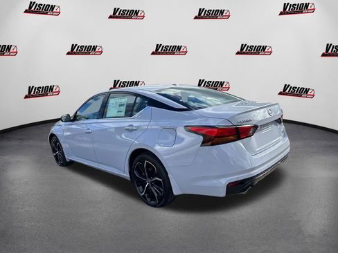 New 2025 Nissan Altima 2.5 SR w/ SR Premium Package image 7