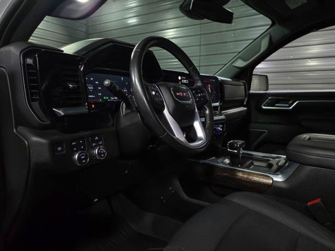 Used 2022 GMC Sierra 1500 Elevation image 14