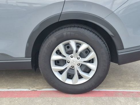 Used 2024 Honda CR-V LX image 12