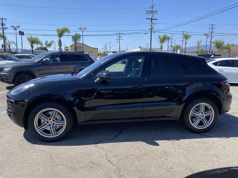 Used 2015 Porsche Macan S w/ Premium Package Plus AWD/4WD image 9