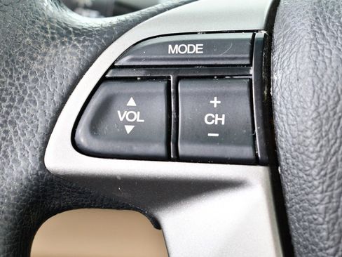 Used 2012 Honda Accord LX image 30