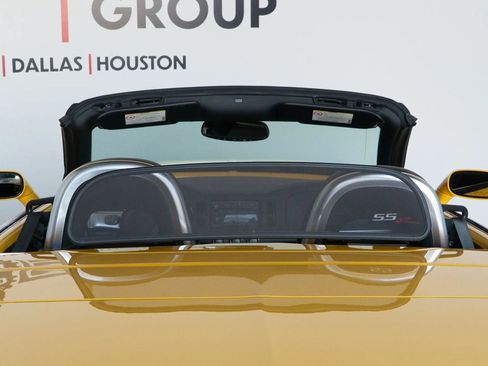 Used 2006 Chevrolet SSR w/ Preferred Equipment Group image 61