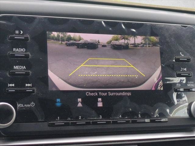 Used 2018 Honda Accord LX image 13