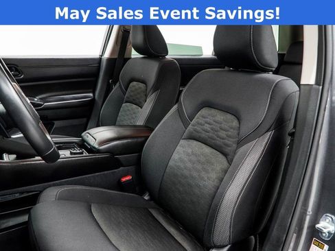 Used 2025 Nissan Pathfinder SV AWD/4WD image 36
