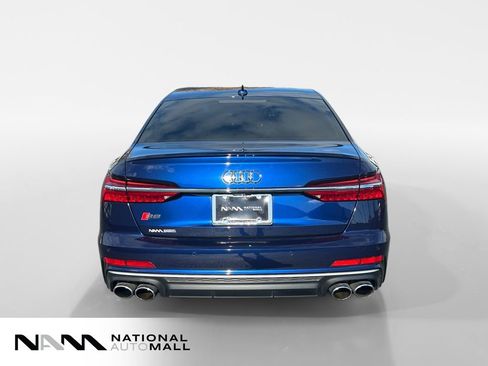 Used 2021 Audi S6 Prestige w/ Prestige Package image 4