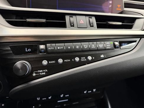 Used 2019 Lexus ES 350 w/ Premium Package FWD image 24