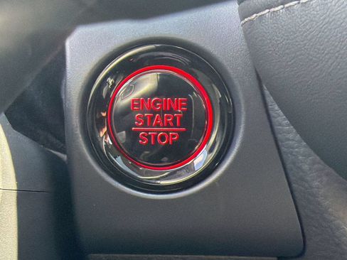 Used 2026 Honda HR-V EX-L image 19