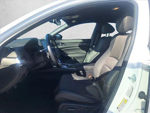 Used 2022 Honda Accord Sport image 8