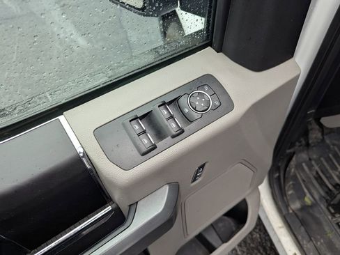 Used 2017 Ford F150 XLT w/ Trailer Tow Package AWD/4WD image 18