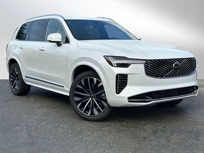 New 2026 Volvo XC90 B6 Plus w/ Protection Package Premier
