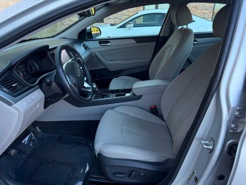 Used 2019 Hyundai Sonata SEL image 5