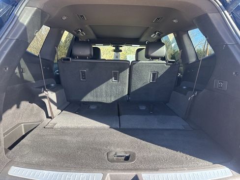 Used 2023 Cadillac XT6 Luxury image 53