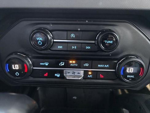 Used 2024 Ford Bronco Everglades image 20