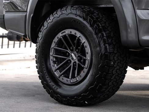 Used 2019 Ford F150 Raptor w/ Equipment Group 802A Luxury image 61